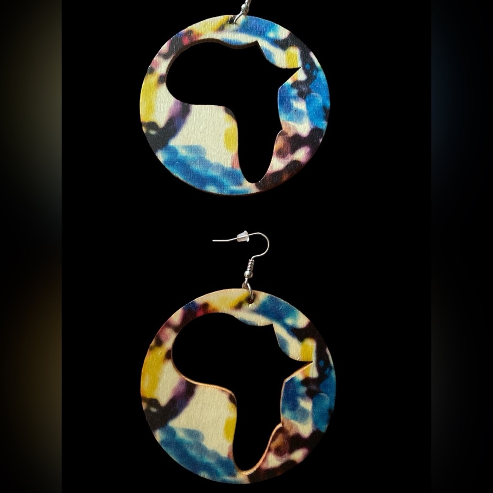 🎀 Buy 2 get 1 FREE pair of earrings